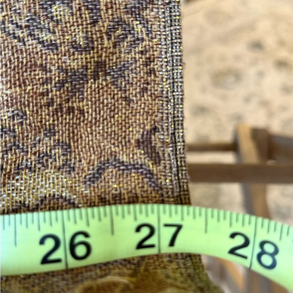 Beautiful Gold Paisley fringed scarf